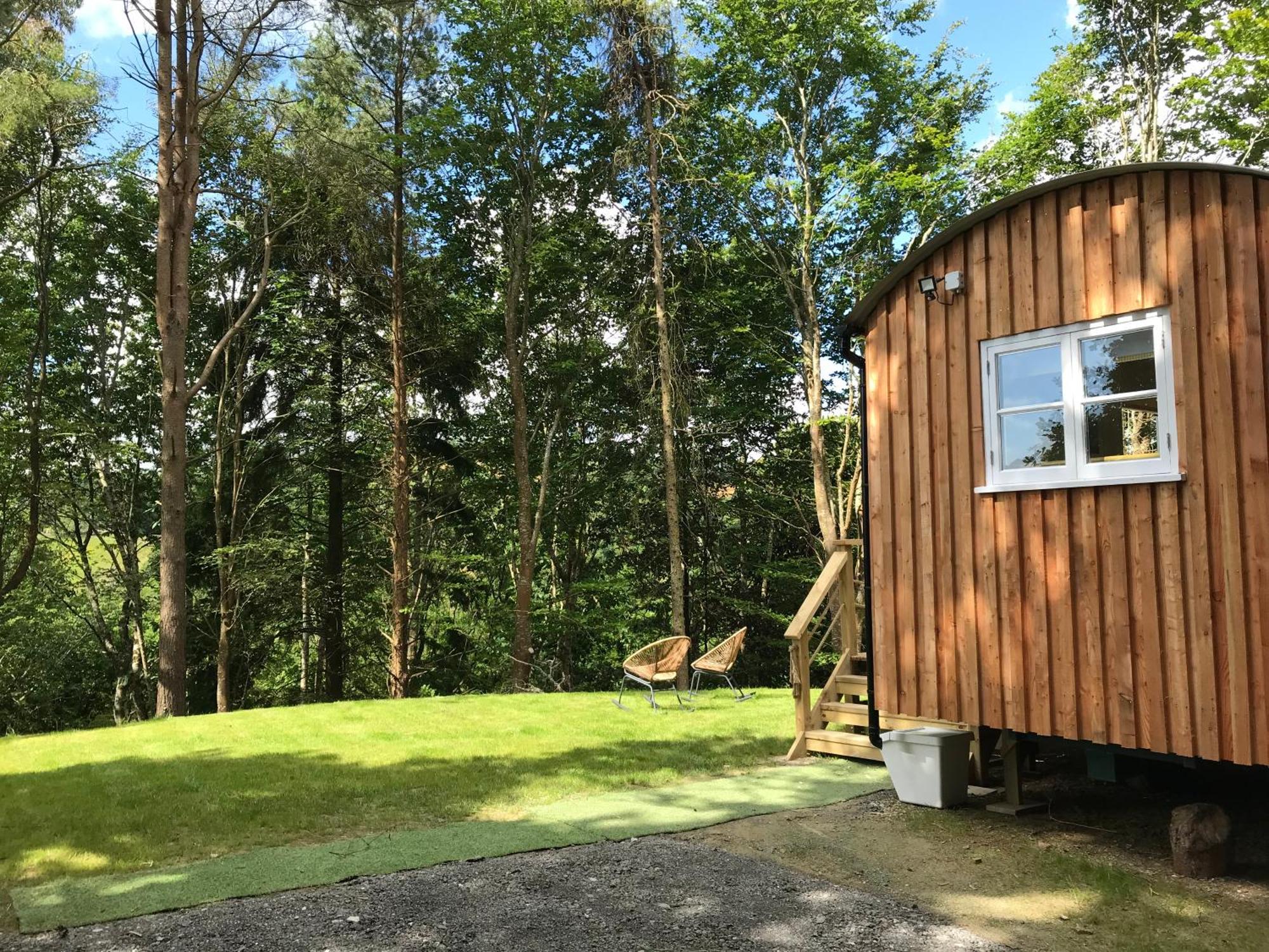 Shepherd'S Hut At Rosewood House Лискерд Экстерьер фото